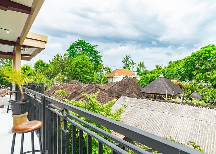 Peanut House Hostel *